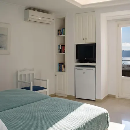 Renos Отель 4*