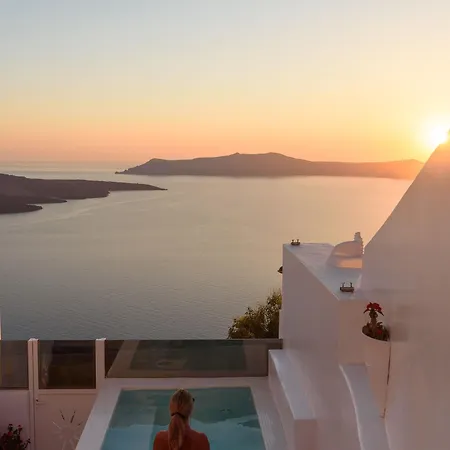 מלון Renos סנטוריני