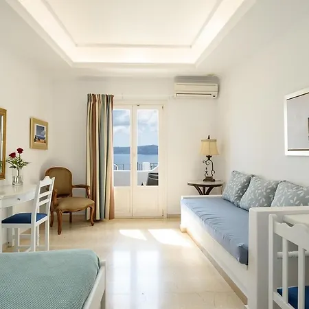 Hotel Renos Fira (Santorini)