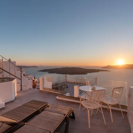 Renos 4* Fira (Santorini)