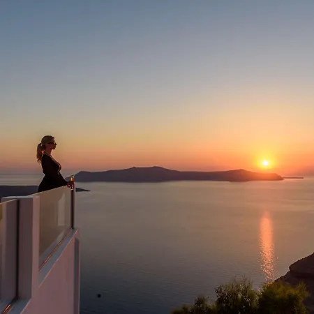 Renos サントリーニ