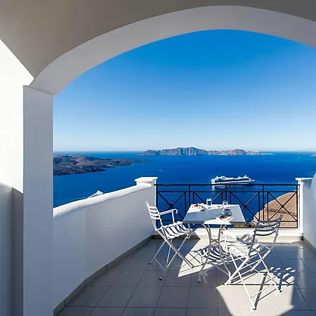 Renos Szálloda 4*