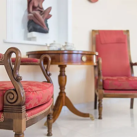 Renos Hotell Fira (Santorini)