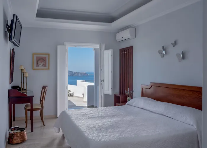 Hotel Renos Fira (Santorini)