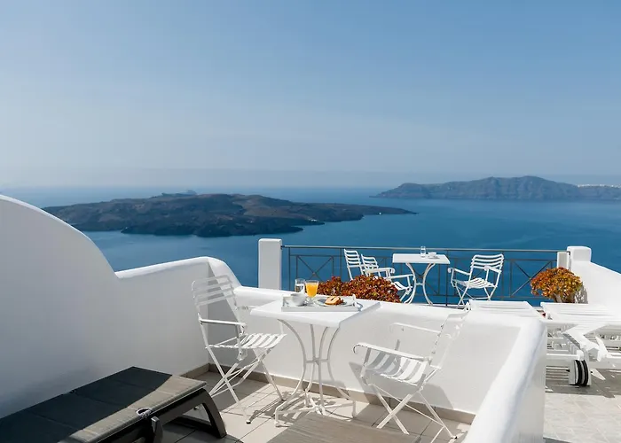 Renos 4* Fira (Santorini)