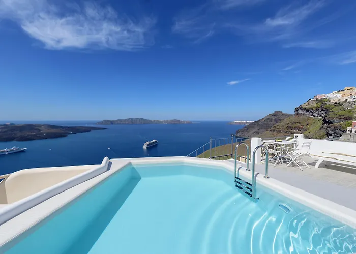 Renos Fira (Santorini)