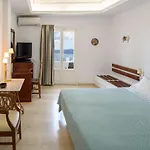 ホテル Renos 4*