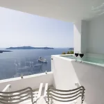 Renos ホテル サントリーニ