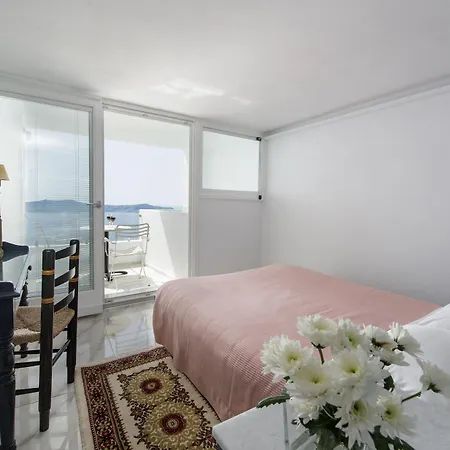 Renos Hotel
