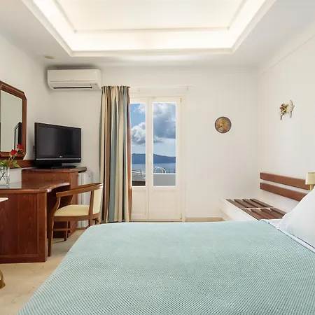 Renos 4* Fira (Santorini)