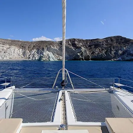 Renos 4* Fira (Santorini)