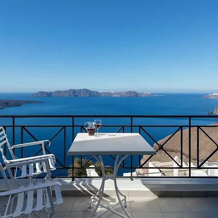 Renos Hotel